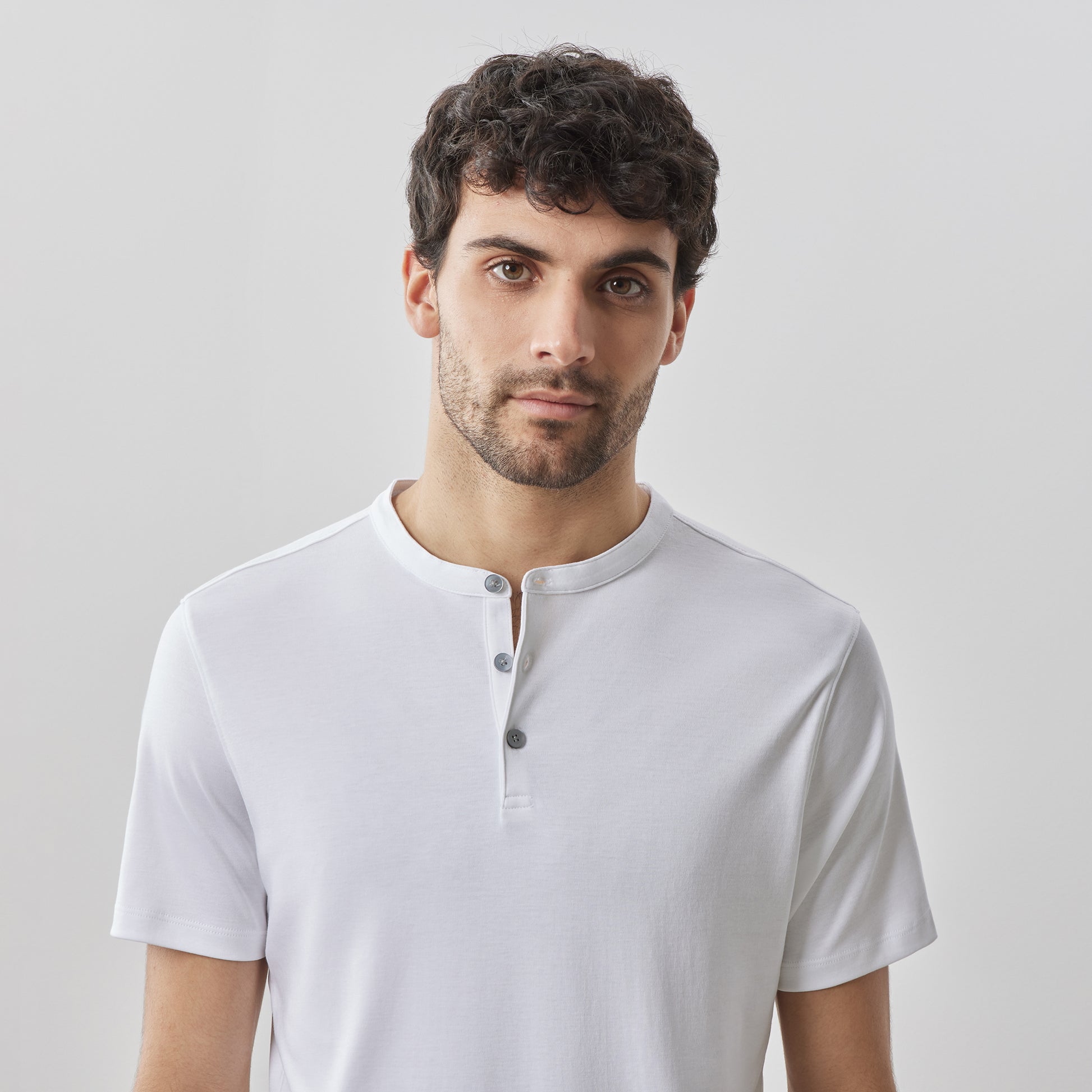 THE BARAKETT HENLEY
