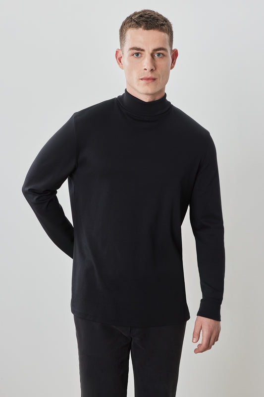 The Barakett Turtleneck