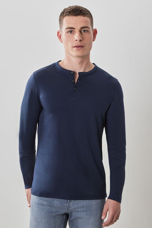 The Barakett Long-Sleeve Henley