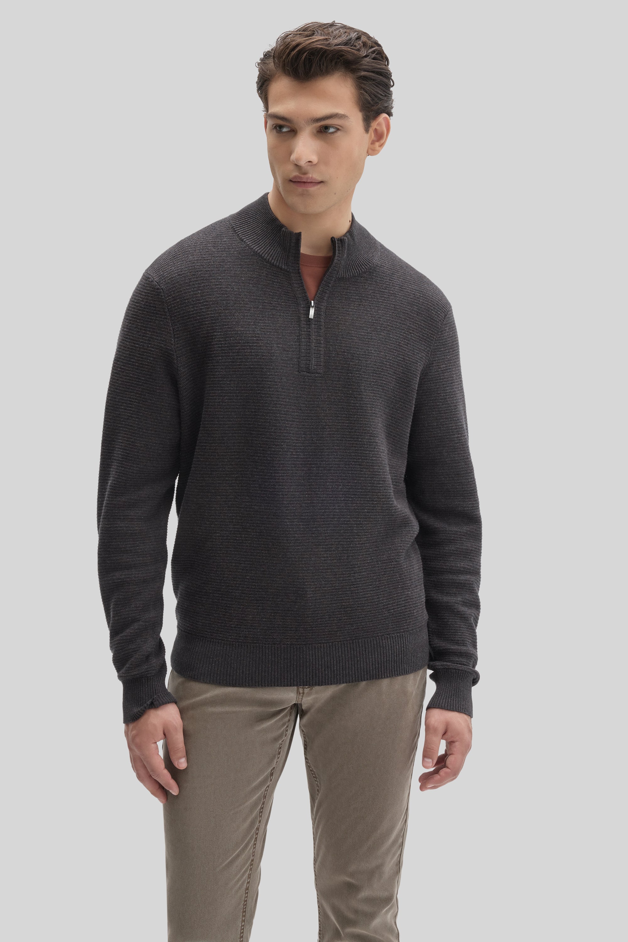 セオリー Brenan スキッパーニットポロ チャコールグレー 麻混 M Gonzalo Quarter Zip Sweater - Espresso | Robert Barakett