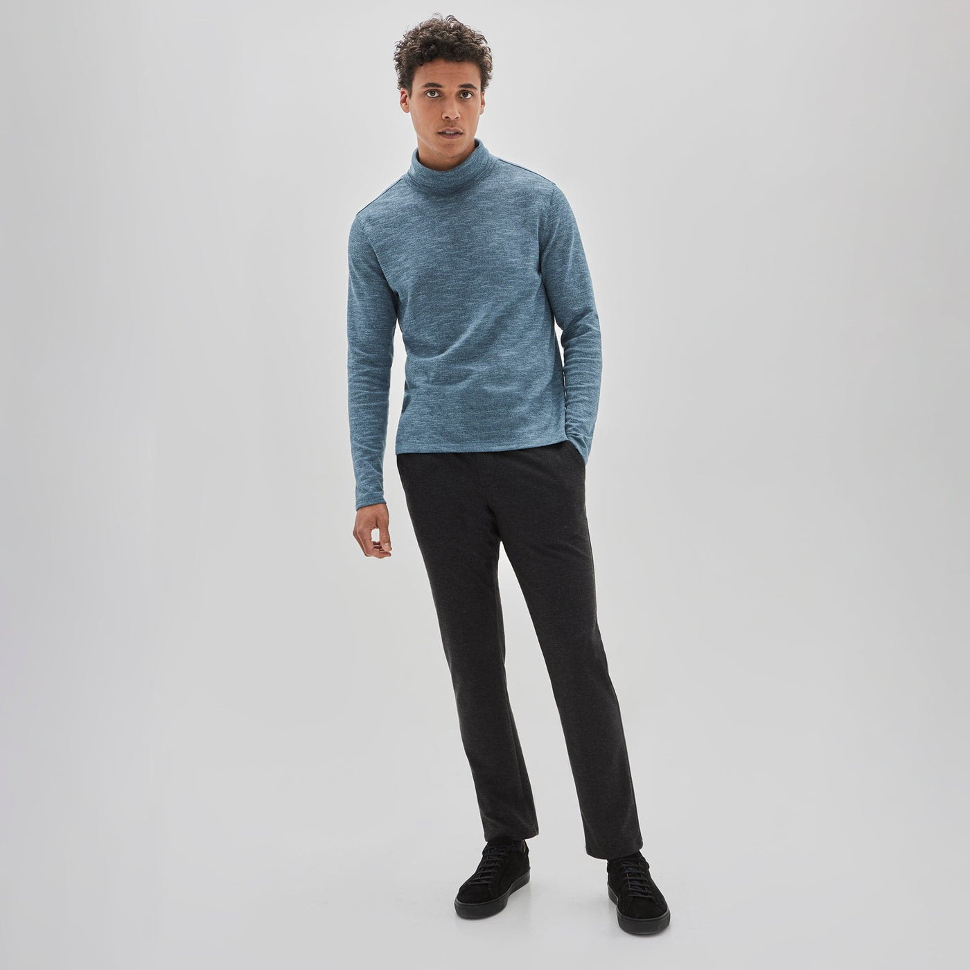 Crestwood Funnel Neck