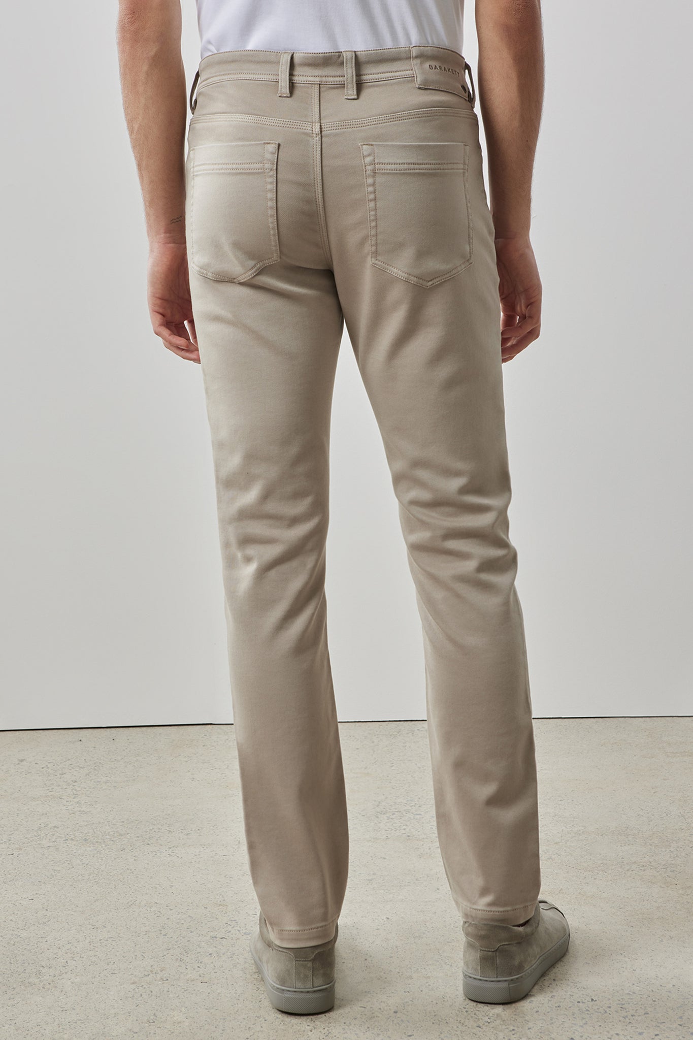 Robert Barakett Linear Stretch Pant In Sand