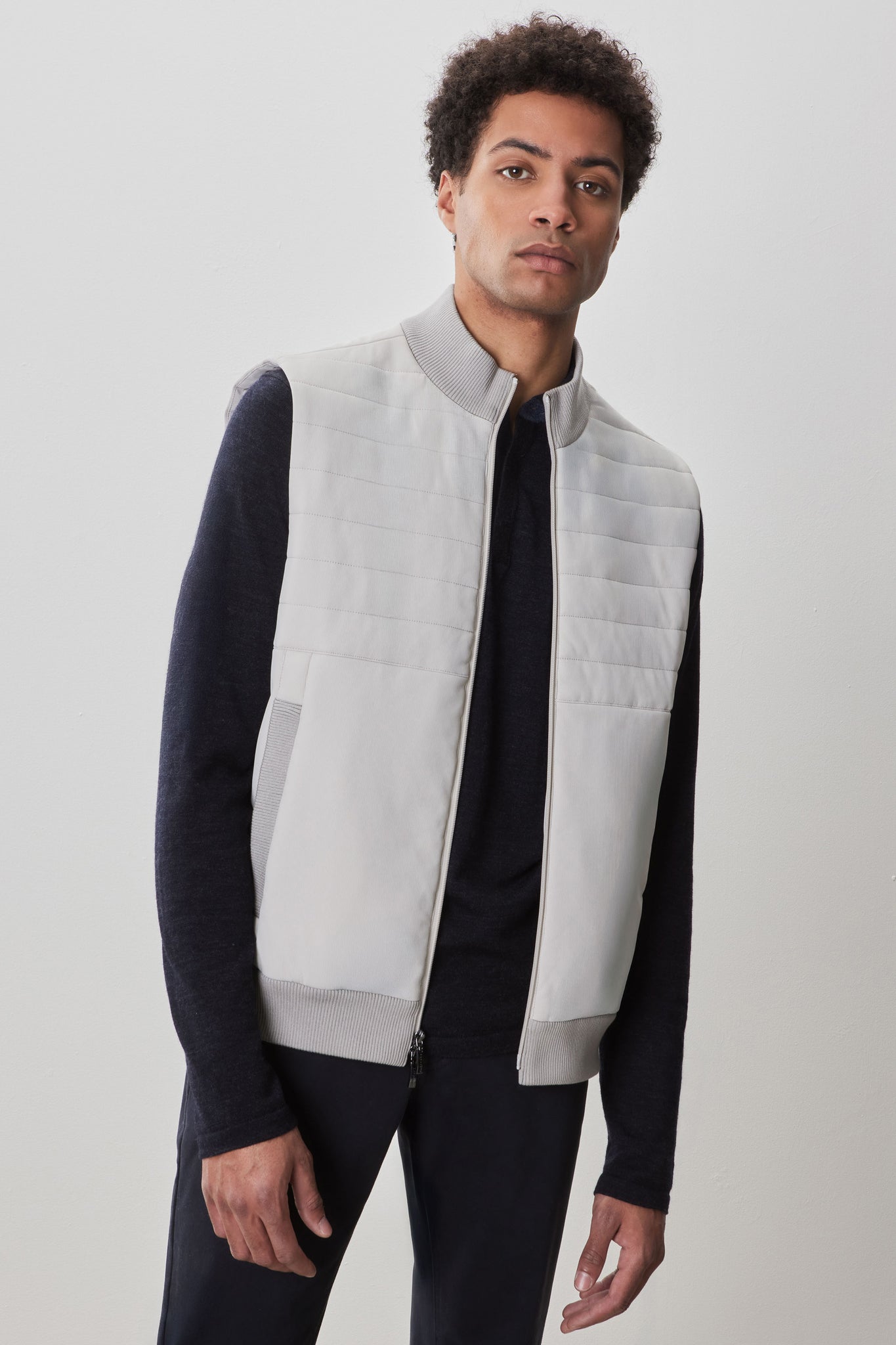 Robert Barakett Fremantle Quilted Vest In Gray