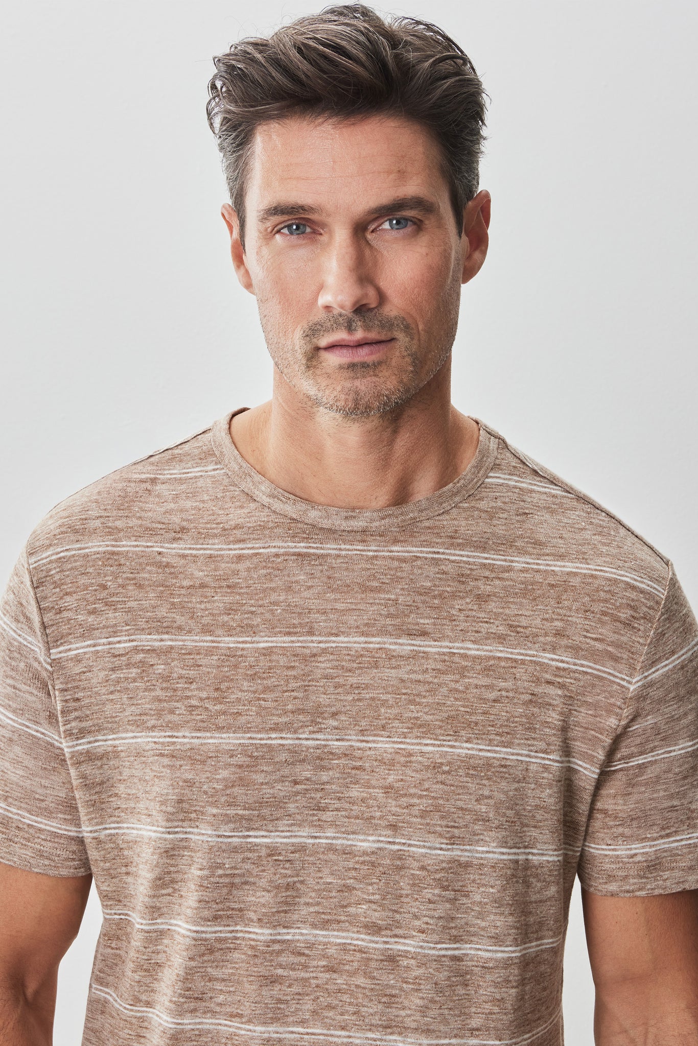 Robert Barakett Folsom Tee In Tan