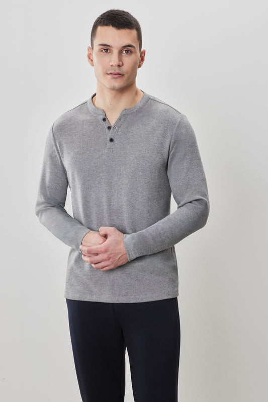 Alec Long Sleeve Henley
