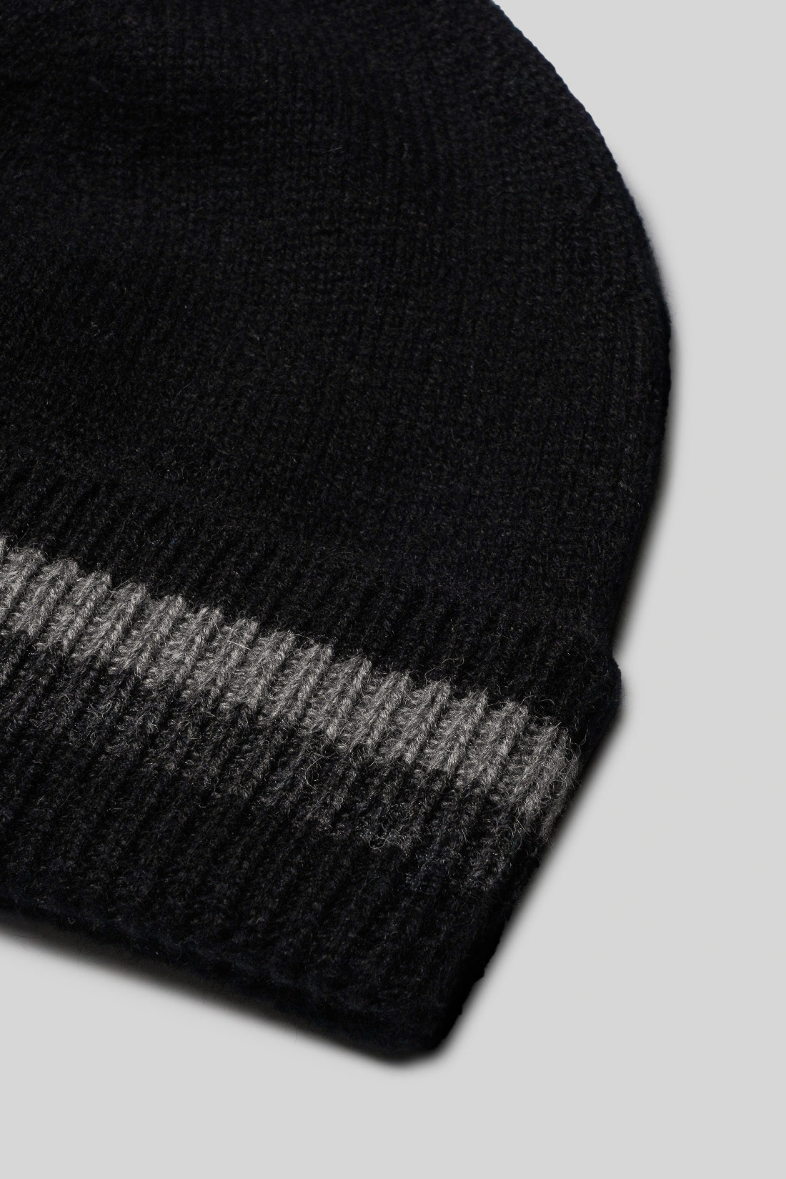 Robert Barakett Sale Scott Cashmere Knit Hat With Stripe In Black