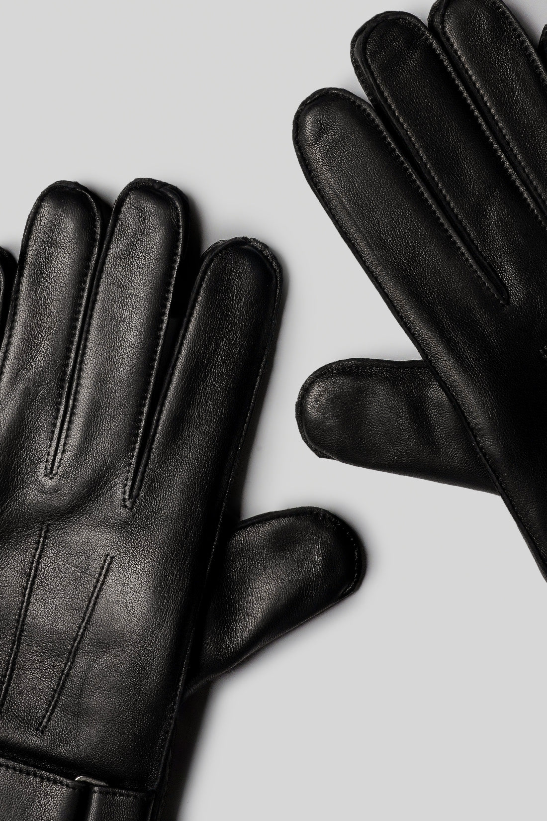 Nathan Leather Glove with Cashmere Cuff