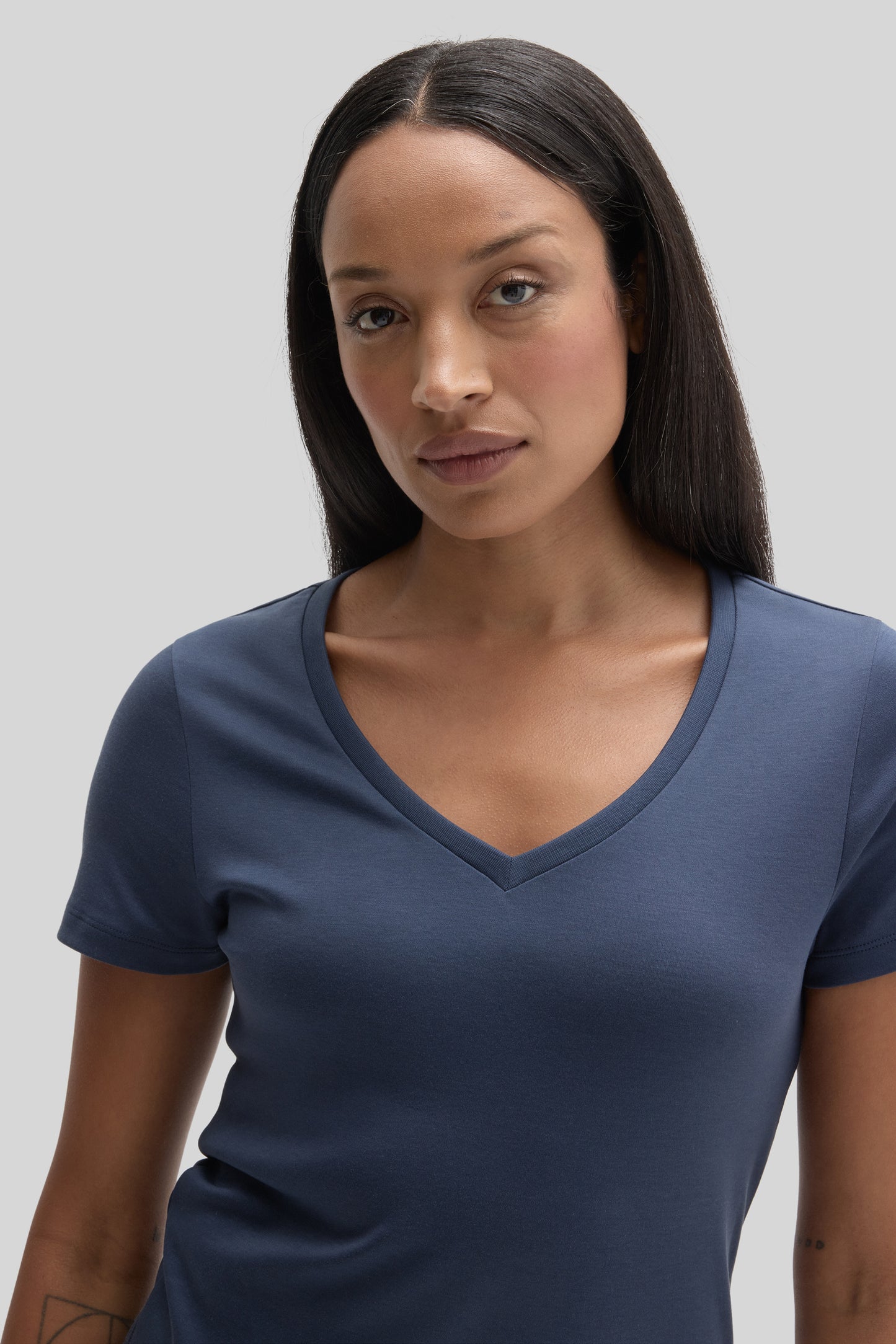 The Barakett Women's V Tee