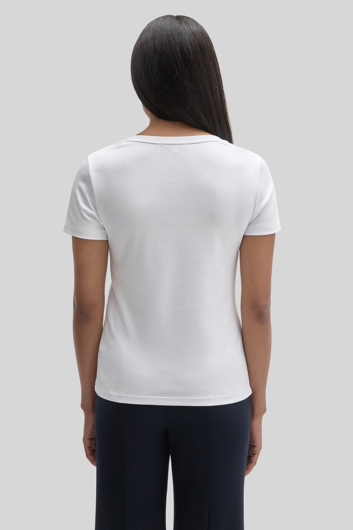 The Barakett Women's V Tee
